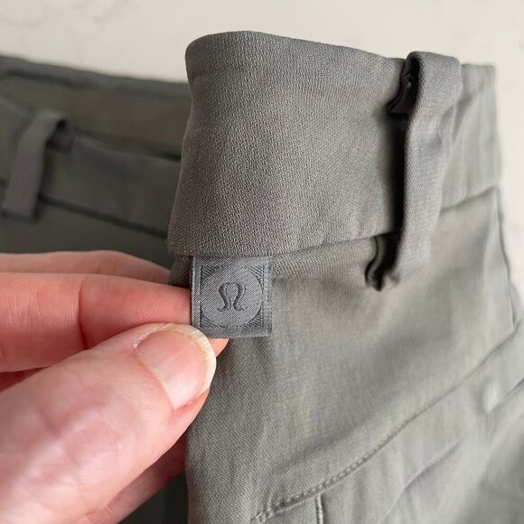 Lululemon Commission Short Slim * Chino 9 * Shorts Green Sz 34 - Picture 4 of 10